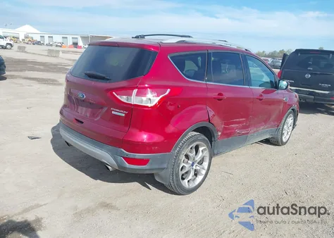 2013 Ford Escape Titanium z USA, uszkodzony, nr VIN 1FMCU0J90DUD92101